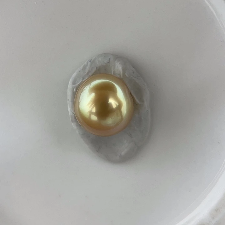 海水珍珠未镶嵌颈饰10-11mm 金珠 炫绿