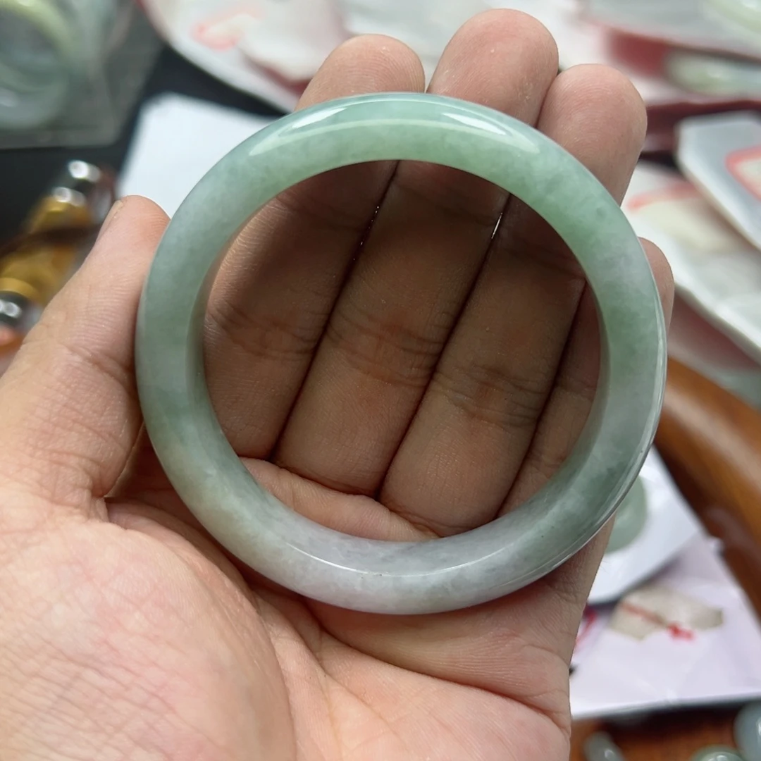 未镶嵌手镯翡翠54.4春彩