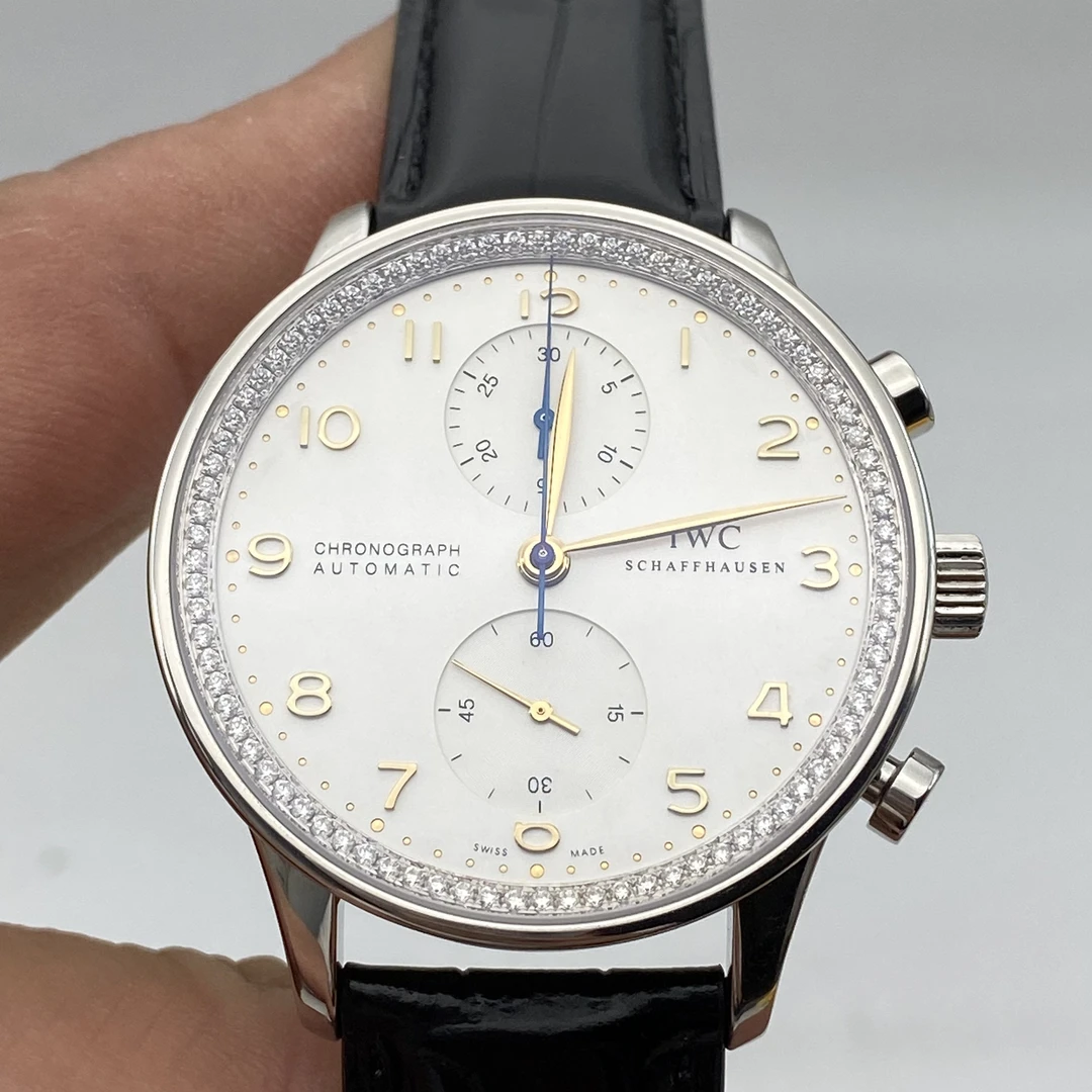 95新 IWC/万国 万国 葡萄牙计时 后镶钻 表径：41MM