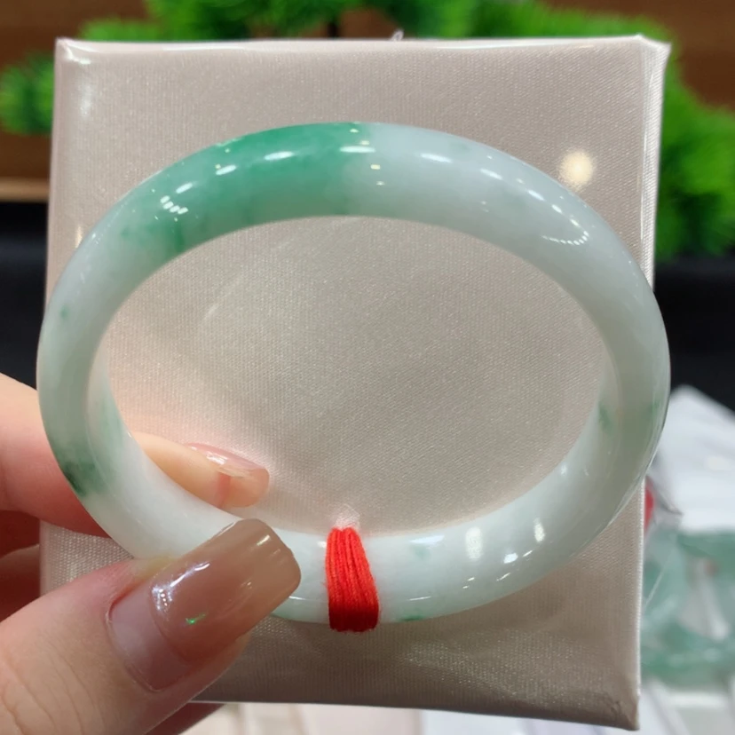 【闪购商品】翡翠手镯未镶嵌5152