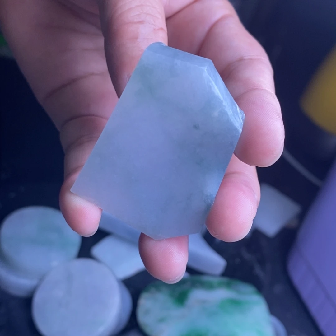 定制翡翠未镶嵌