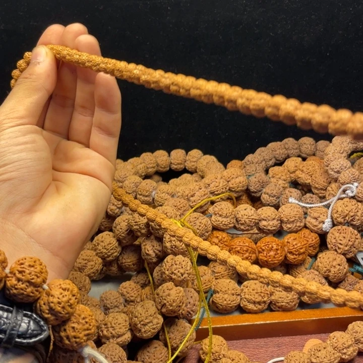 金刚菩提吊坠花王