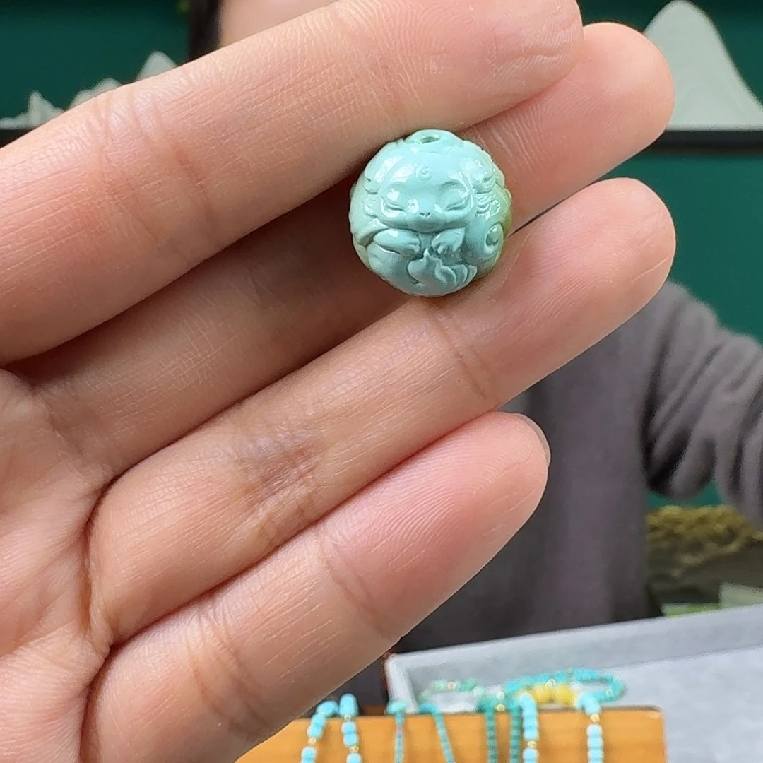 绿松石未镶嵌珠宝奇石