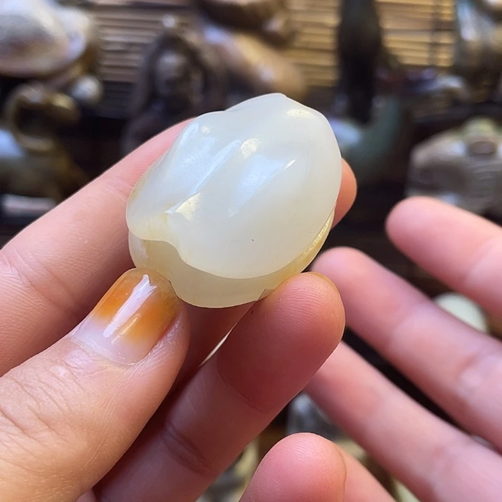 和田玉（糖玉）未镶嵌挂件