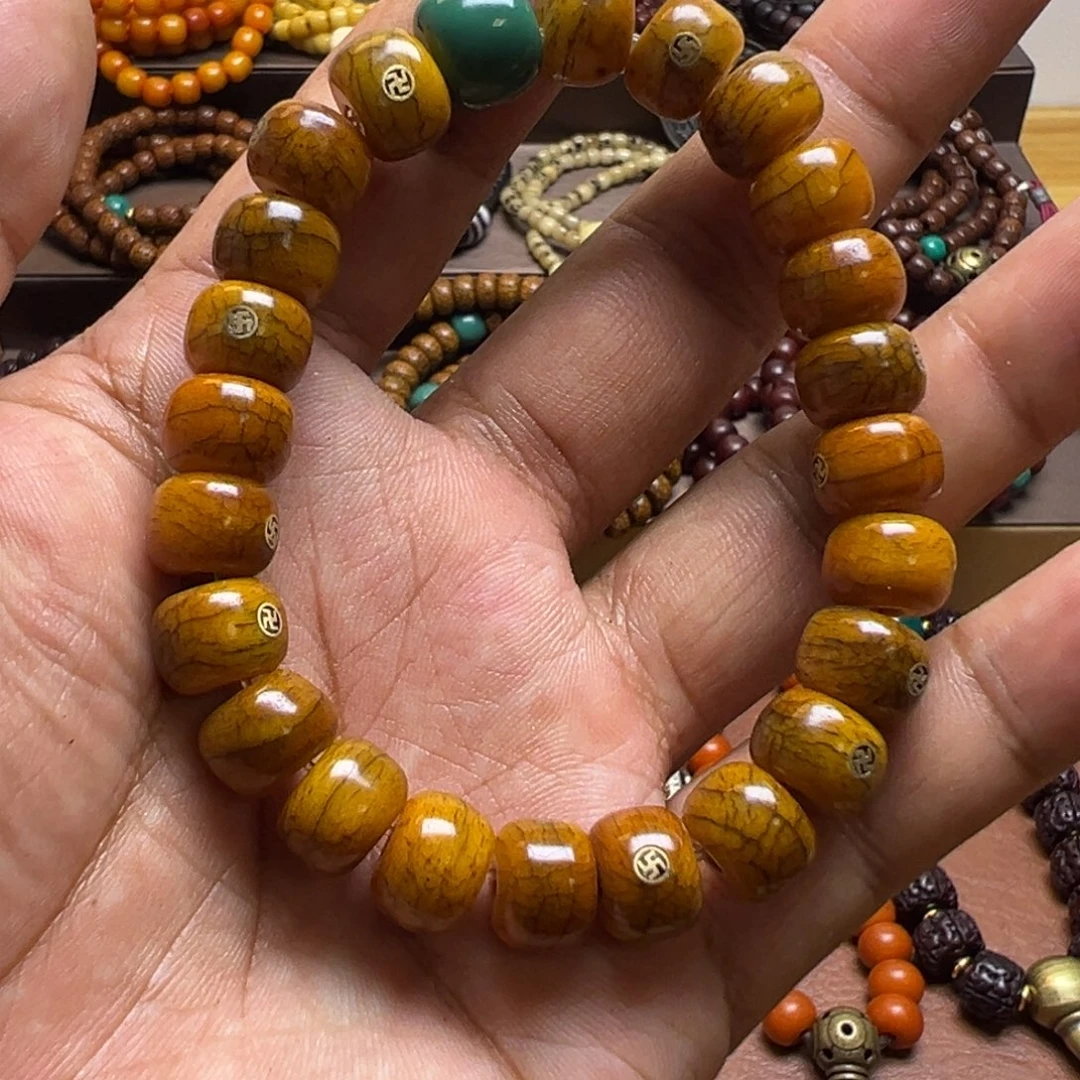 时***肆香榧木牛牛老年份老年份