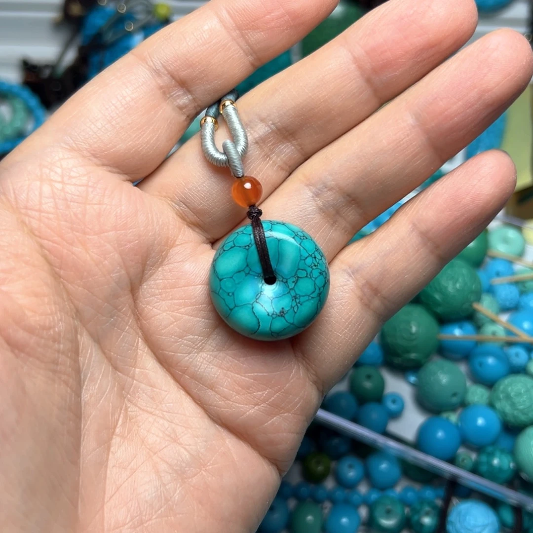 卡24+绿花平安扣脖挂