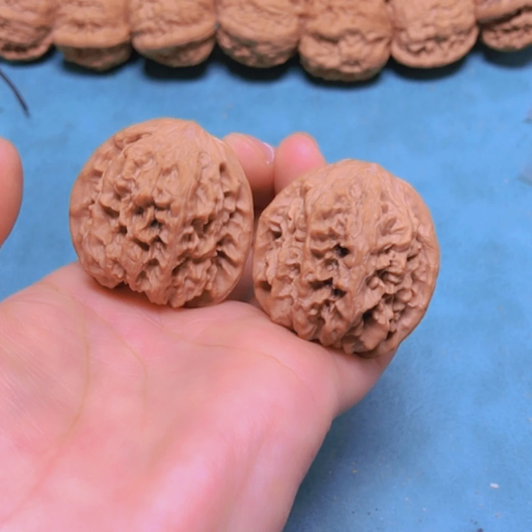 【闪购商品】把件核桃38野牛有修