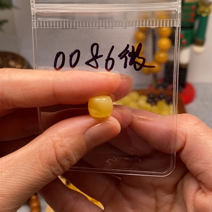 生***蜜蜡未镶嵌裸石10微