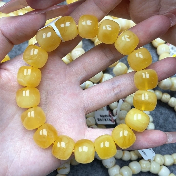 琥珀未镶嵌珠宝奇石14