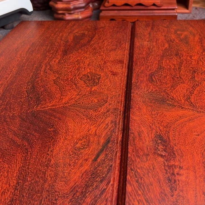 照***镜非洲紫檀（红花梨）