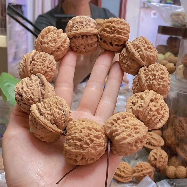 【闪购商品】文玩核桃把件37.5白狮子手持