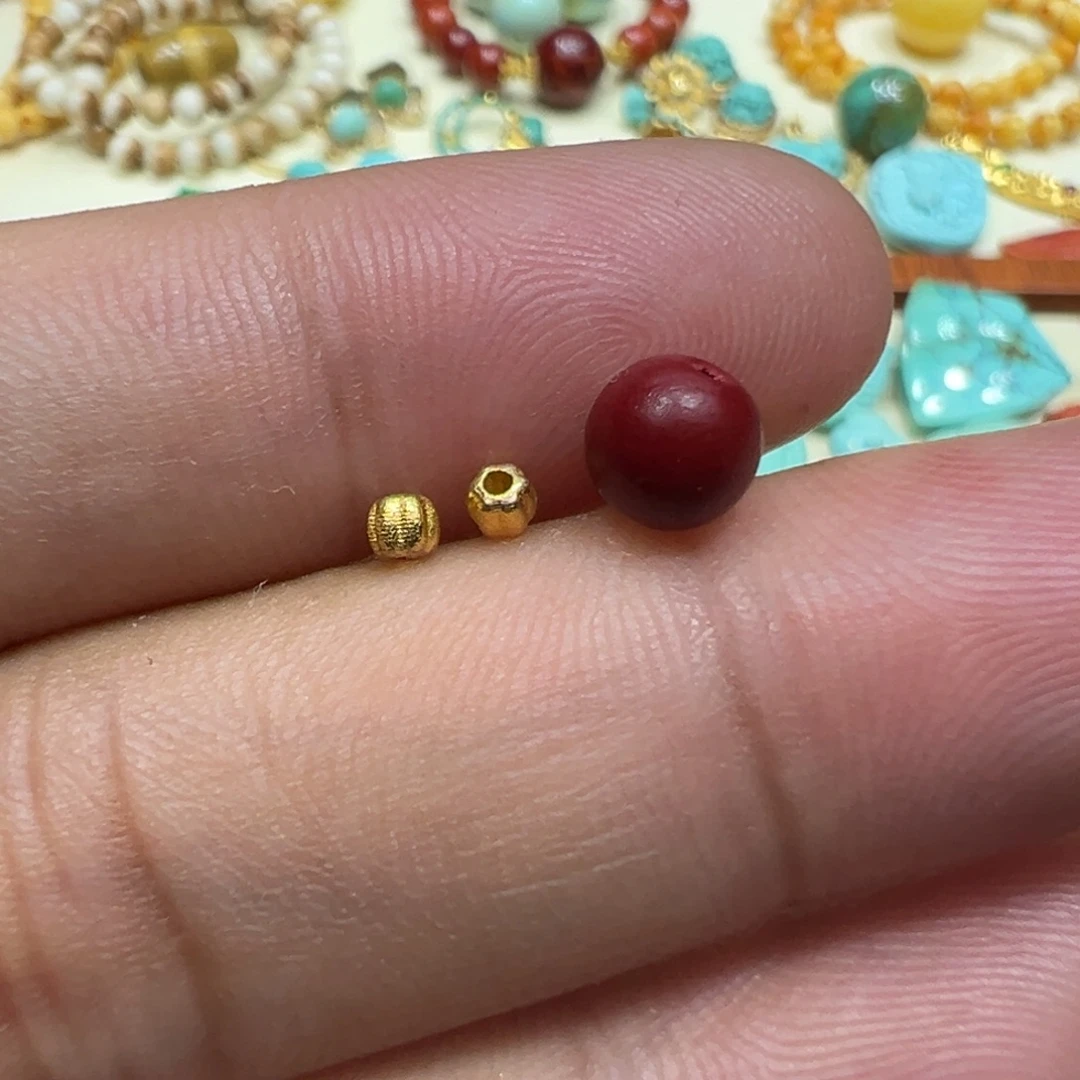 ****丶南红玛瑙18K金镶嵌颈饰