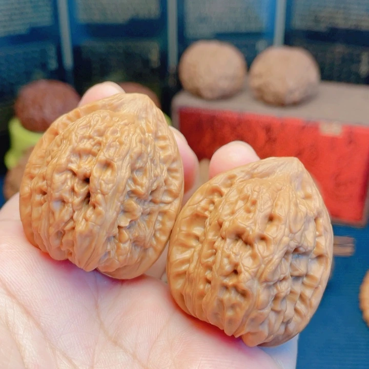 文玩核桃吊坠36全品赤龙鸡心