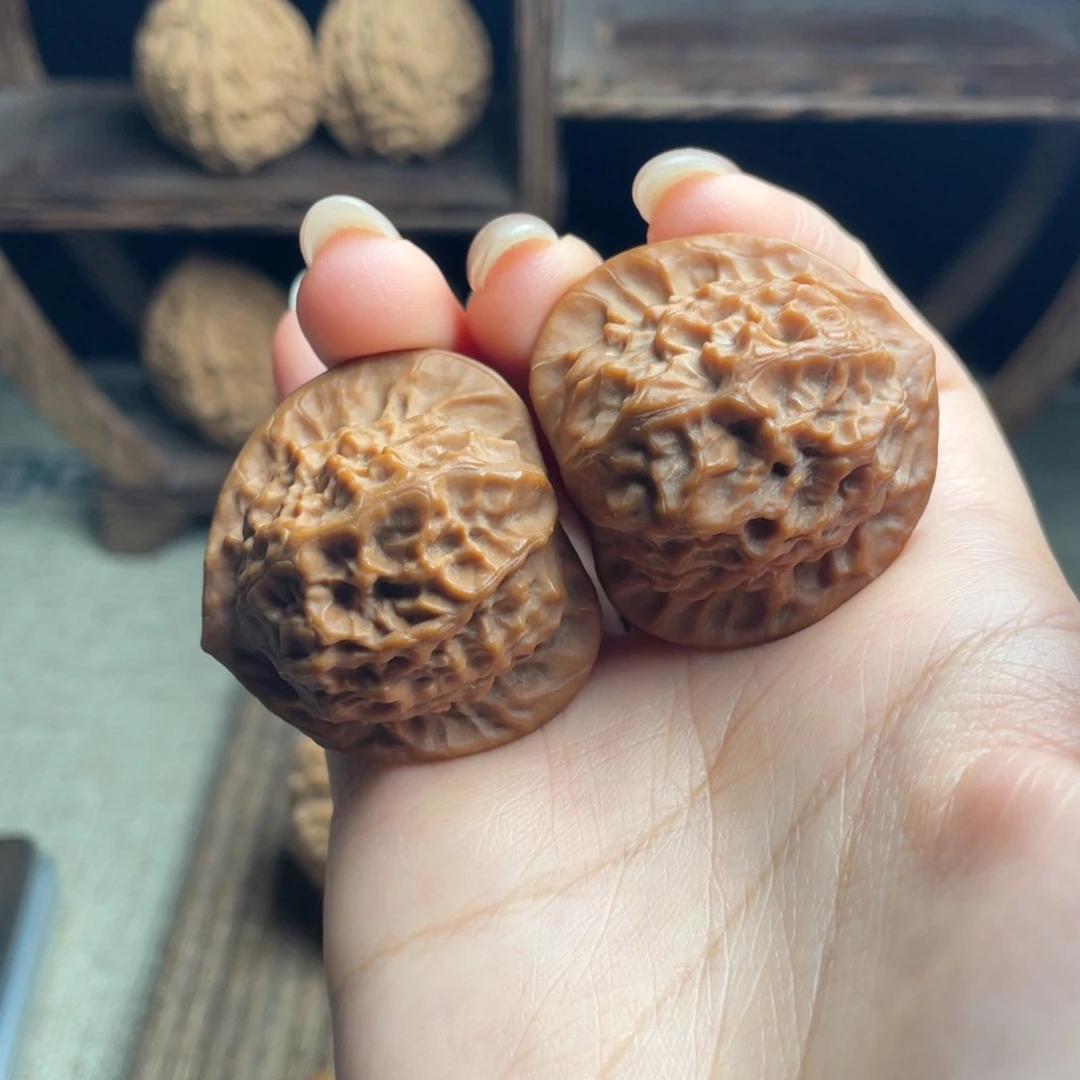 文玩核桃吊坠瓷娃娃37 全品白茬精配毕业红皮