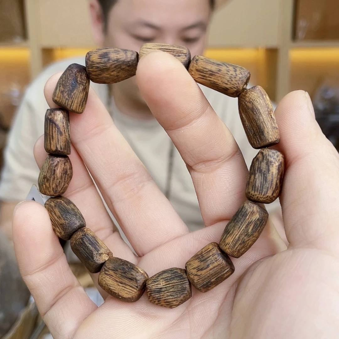 手串沉香棋楠随型单圈1.0/9克多样性发一