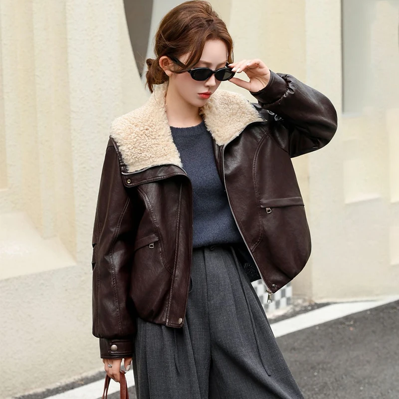 羊羔毛翻领加绒加厚皮衣外套女2025秋冬新款时尚宽松保暖PU皮夹克