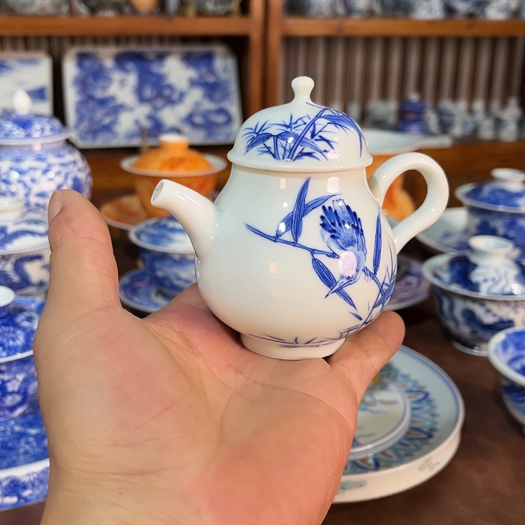 錡镇堂手工手绘壶