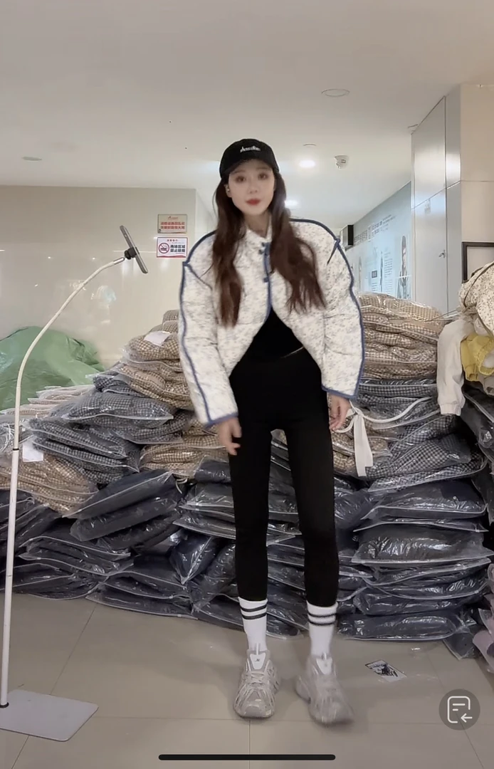 【柒汐】推荐复古包边小碎花保暖外套827