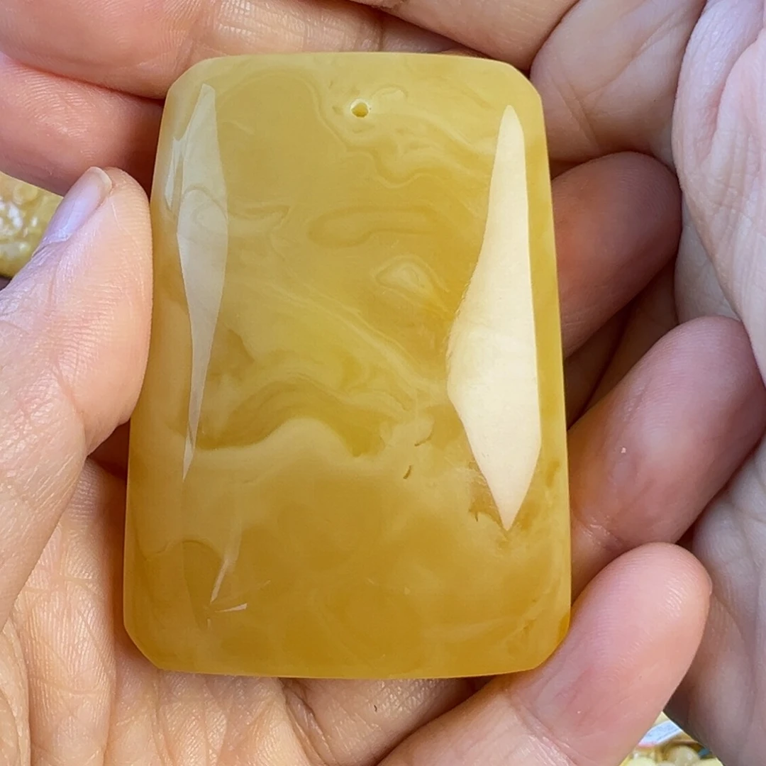 蜜蜡吊坠(不含链)未镶嵌