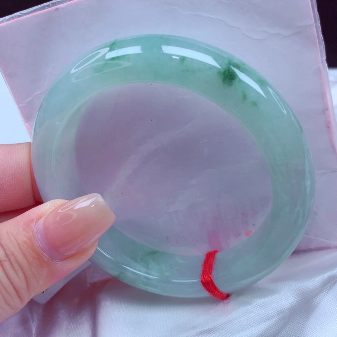 翡翠手镯未镶嵌手镯