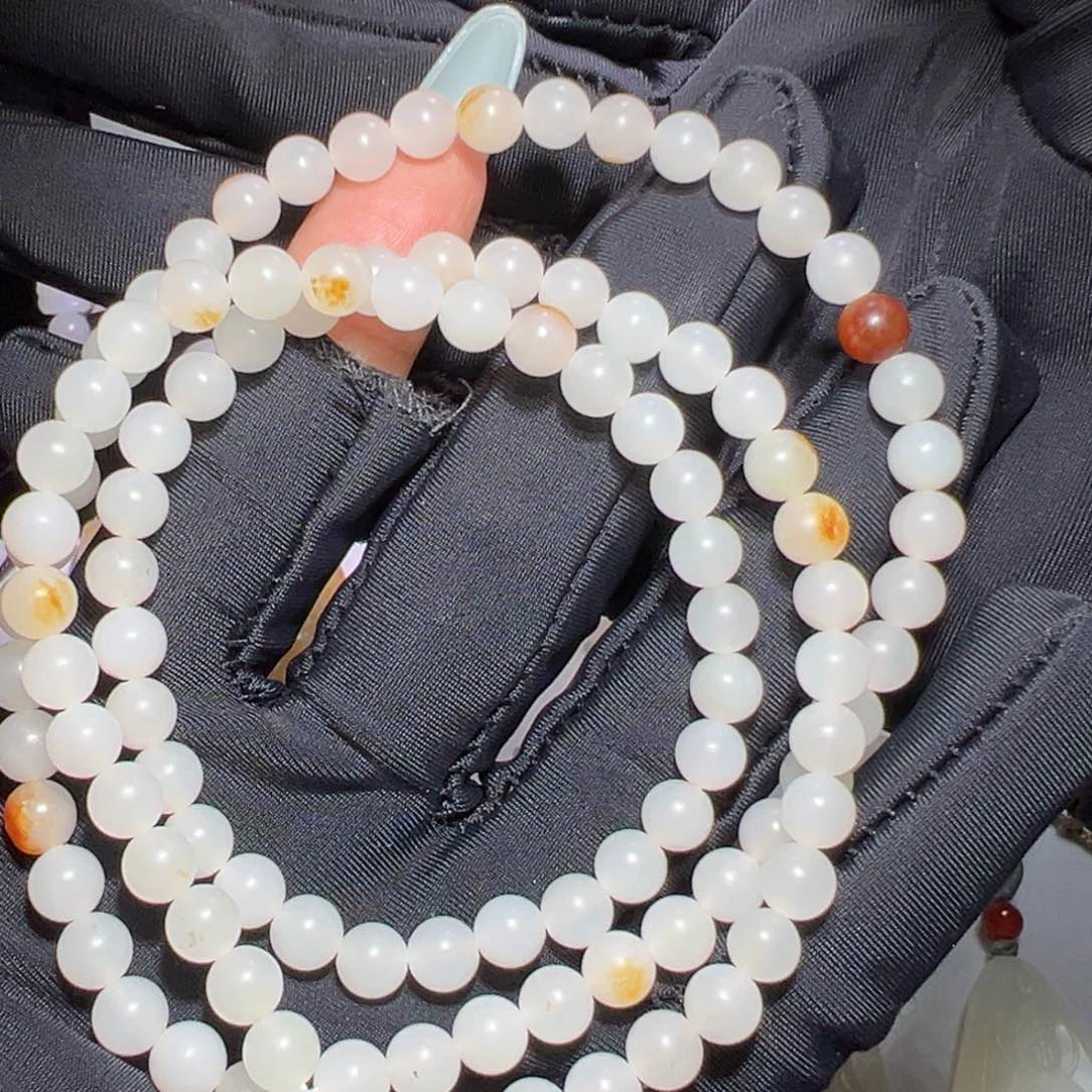 和田玉（子料）未镶嵌颈饰108卡6