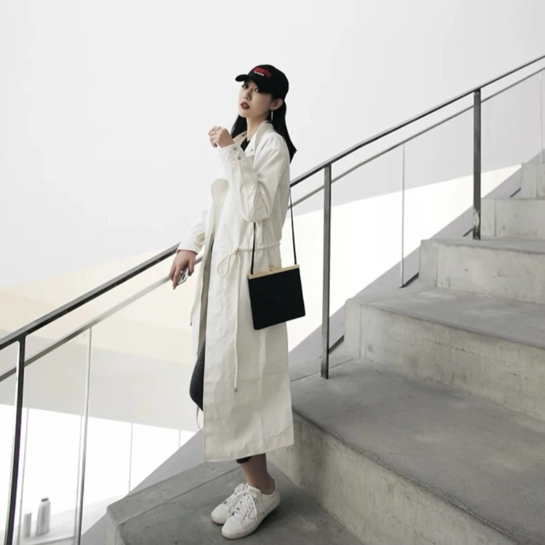 99新 Celine/思琳 米白色工装风衣 34码 01557