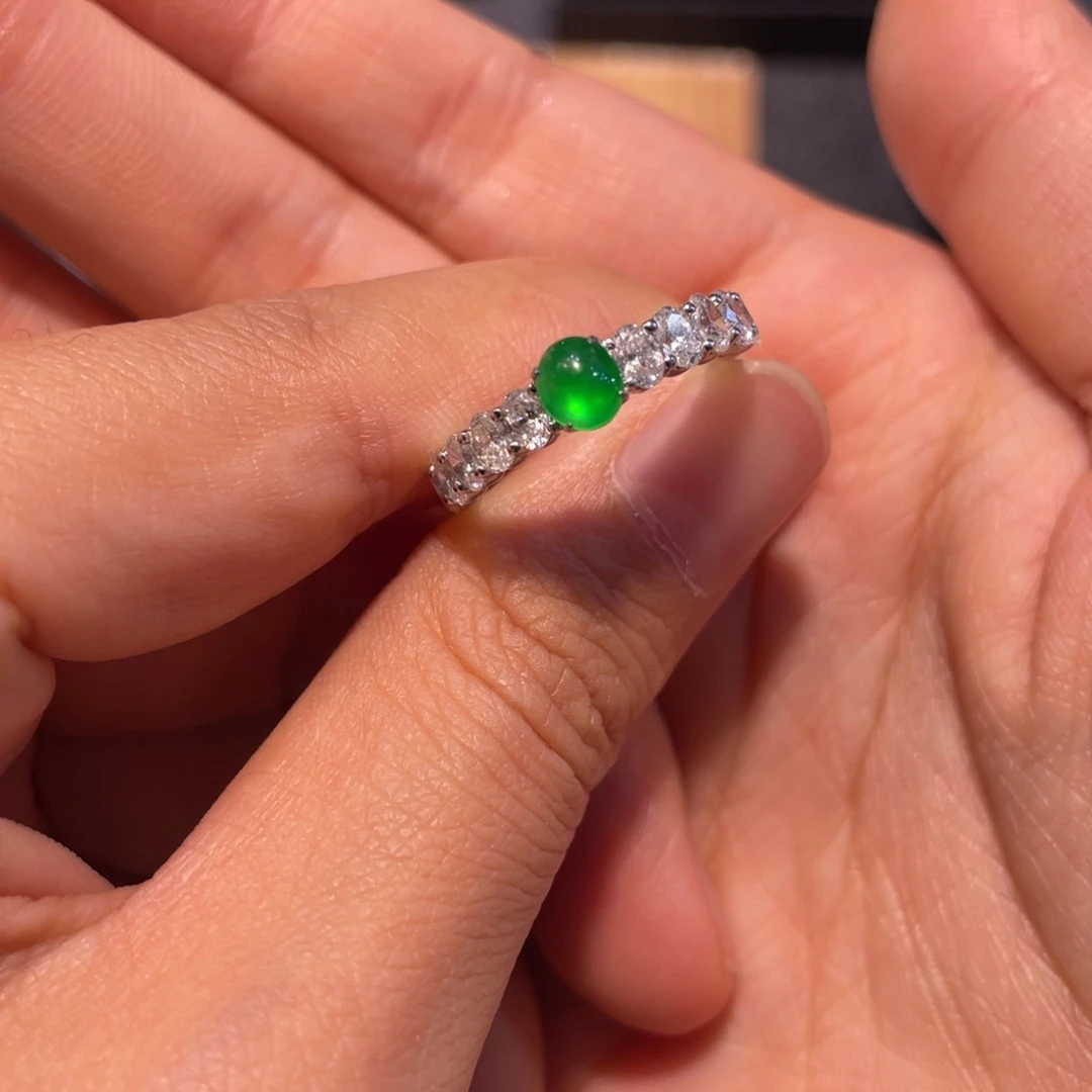 定制翡翠18K金镶嵌戒指