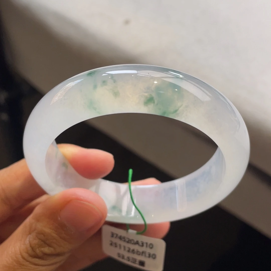 翡翠未镶嵌手镯起光冰飘花宽版手镯