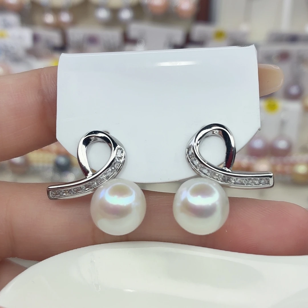 未镶嵌淡水珍珠耳饰