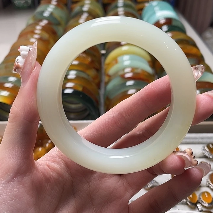 未镶嵌蛇纹石玉手镯57