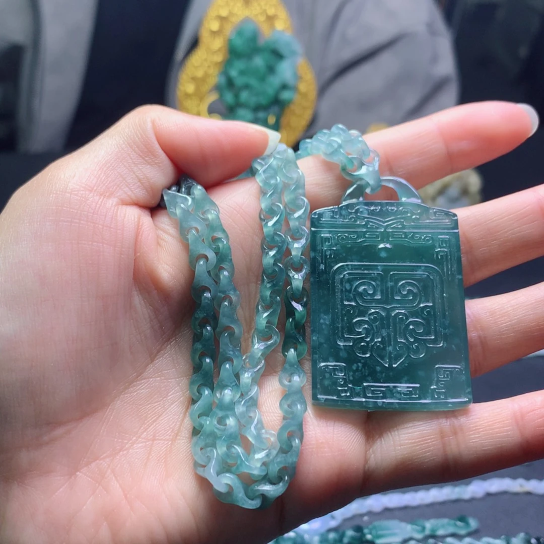 欢***地定制翡翠未镶嵌翡翠