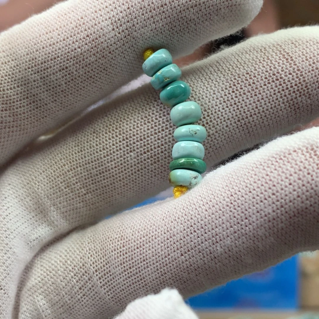 绿松石未镶嵌挂件