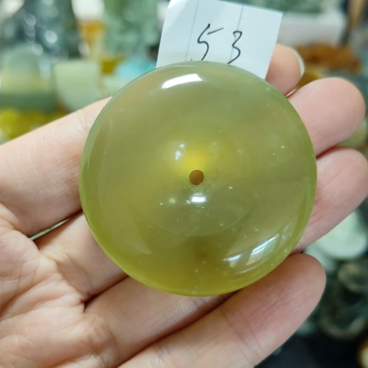岫玉未镶嵌平安扣