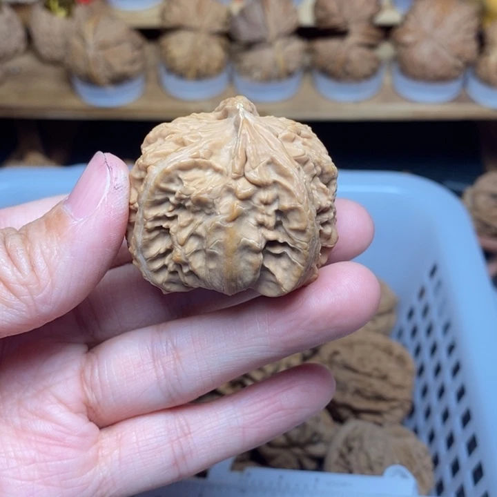 田***桐文玩核桃把件文玩