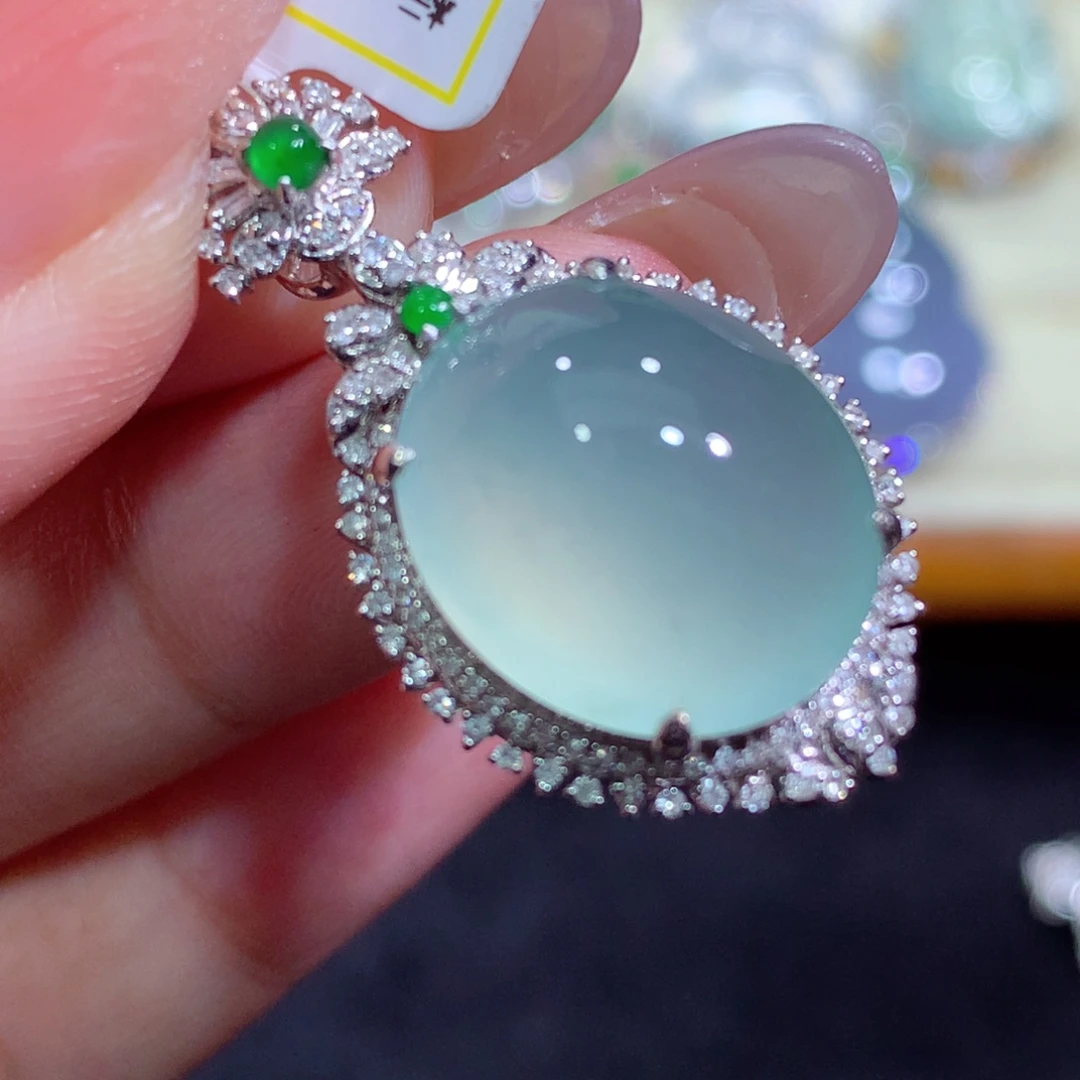 翡翠18K金镶嵌吊坠(不含链)