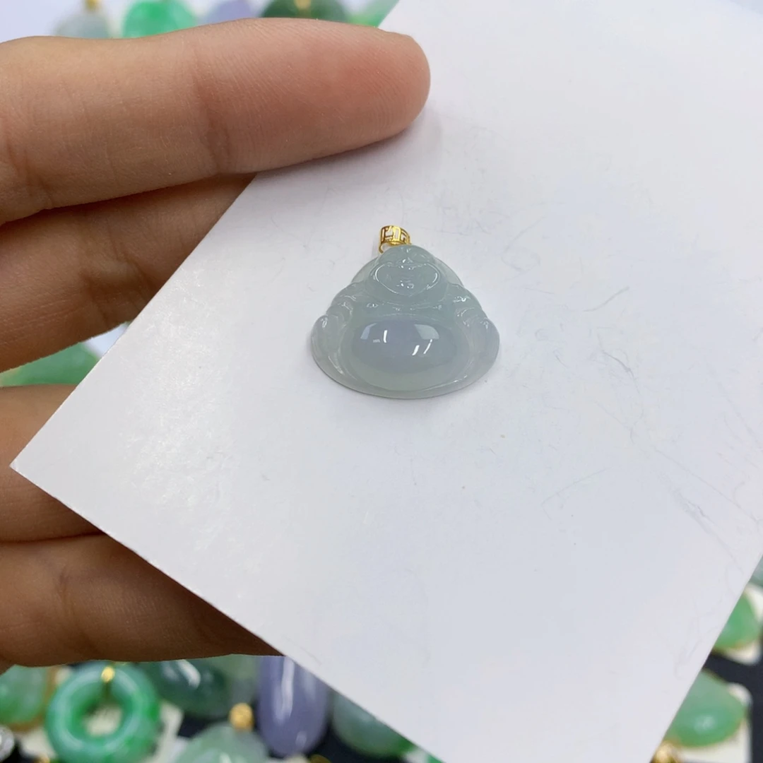 翡翠18K金镶嵌颈饰翡翠