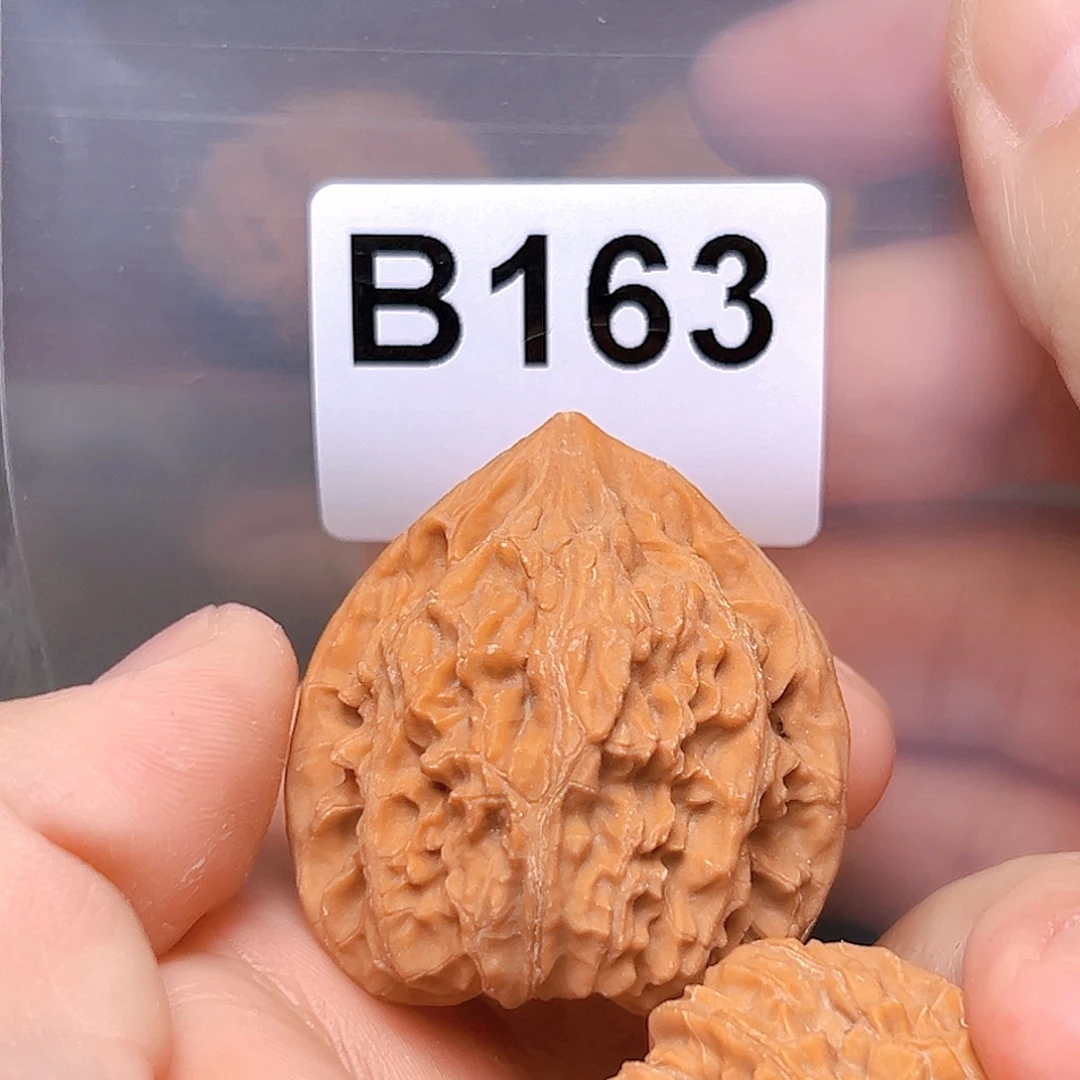 文玩核桃吊坠39御龙粗筋