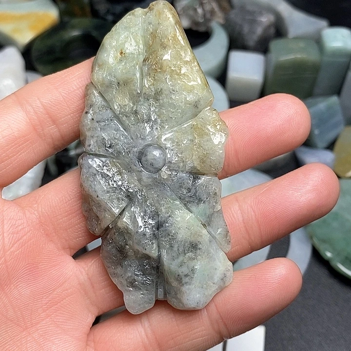 翡翠未镶嵌颈饰天然翡翠38