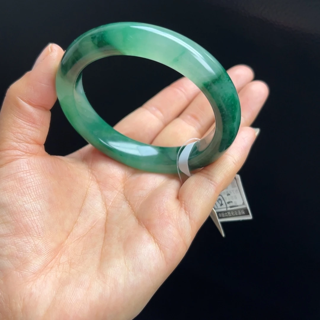 石英质玉未镶嵌手镯非洲翠5960