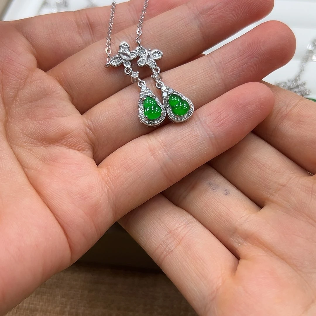 翡翠银S925镶嵌颈饰芳*