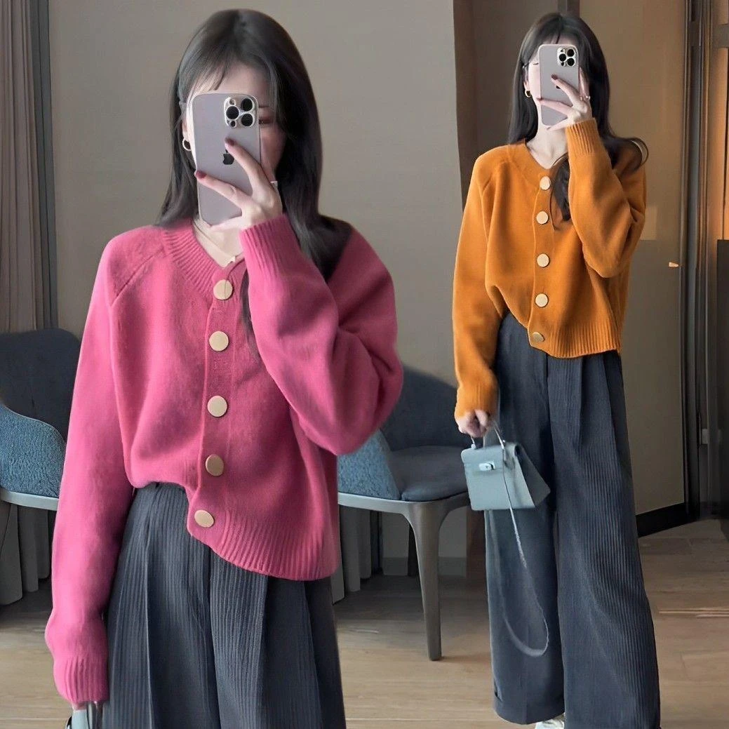 韩系简约风粉色奶针织开衫女装秋冬新款设计感小众单排扣毛衣