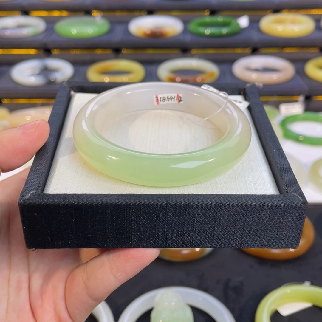 未镶嵌手镯和田玉-紫白翠三色 53 54