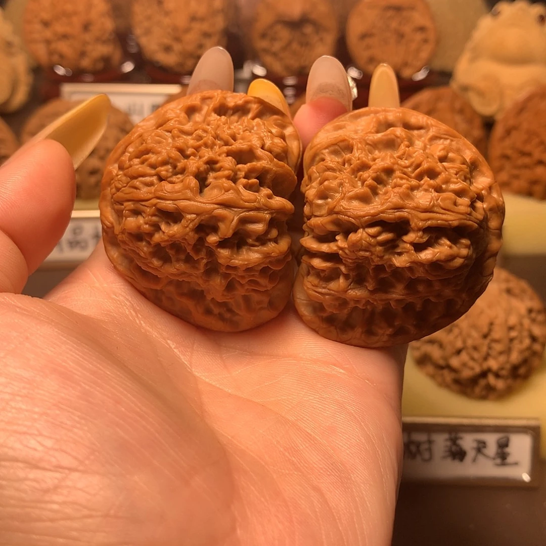 文玩核桃吊坠大南疆石47