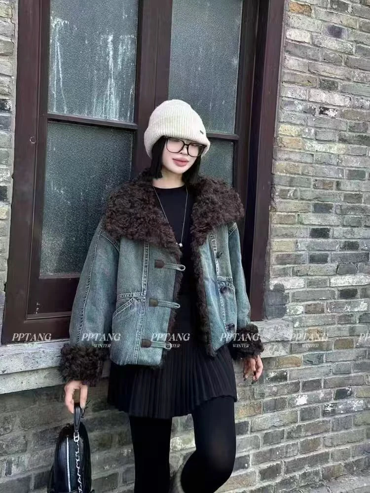 女常规袖休闲风长款牛角扣洋气网红加厚保暖短牛仔外套
