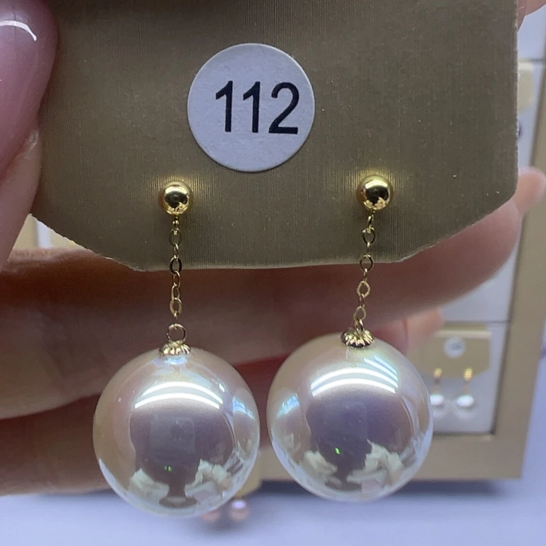 淡水珍珠18K金镶嵌耳饰