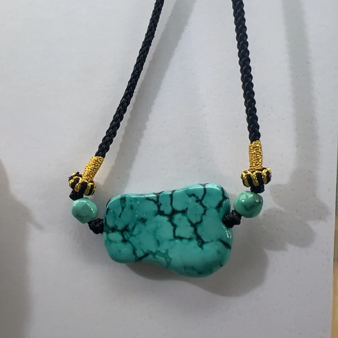 绿松石未镶嵌挂件