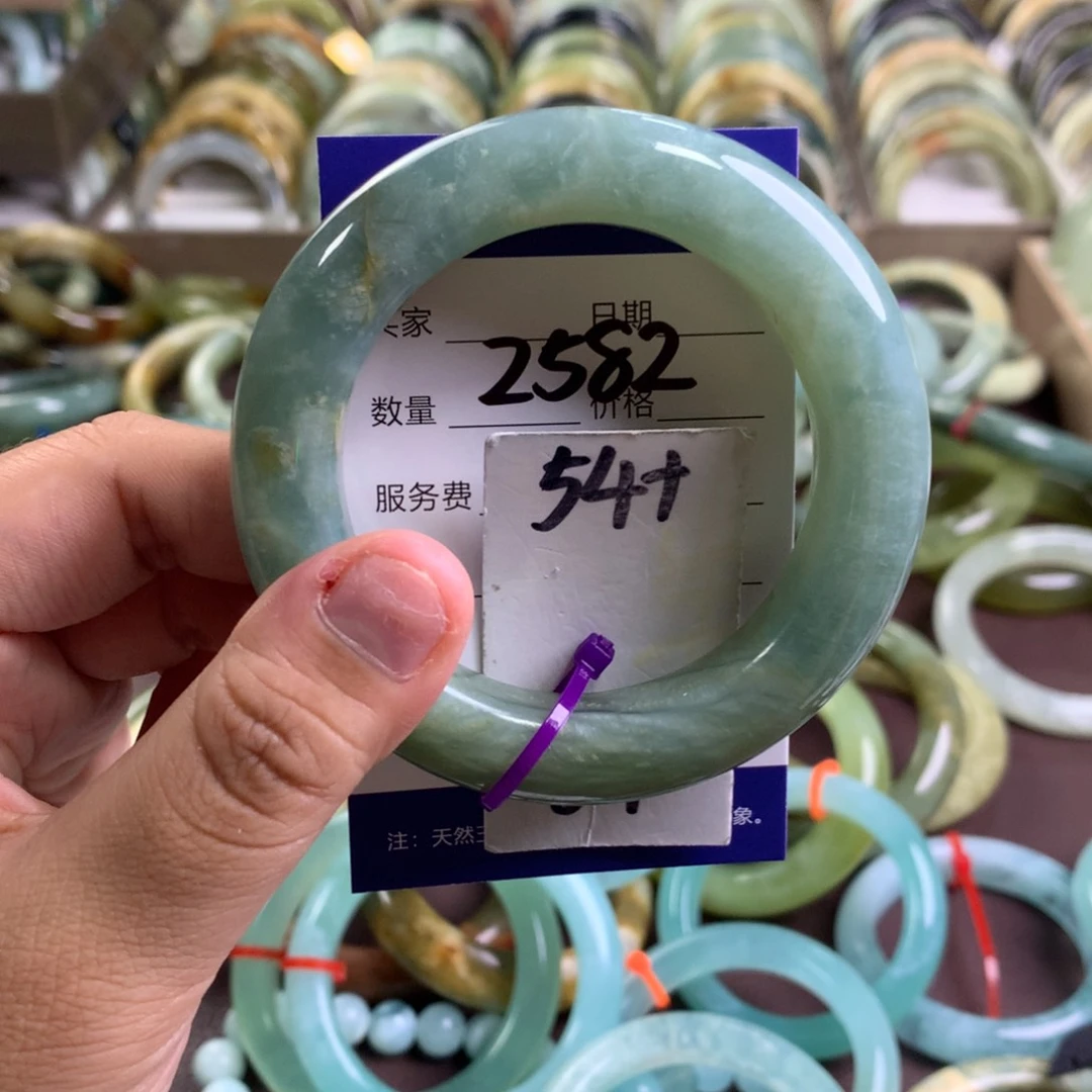 蛇纹石玉未镶嵌手镯2582