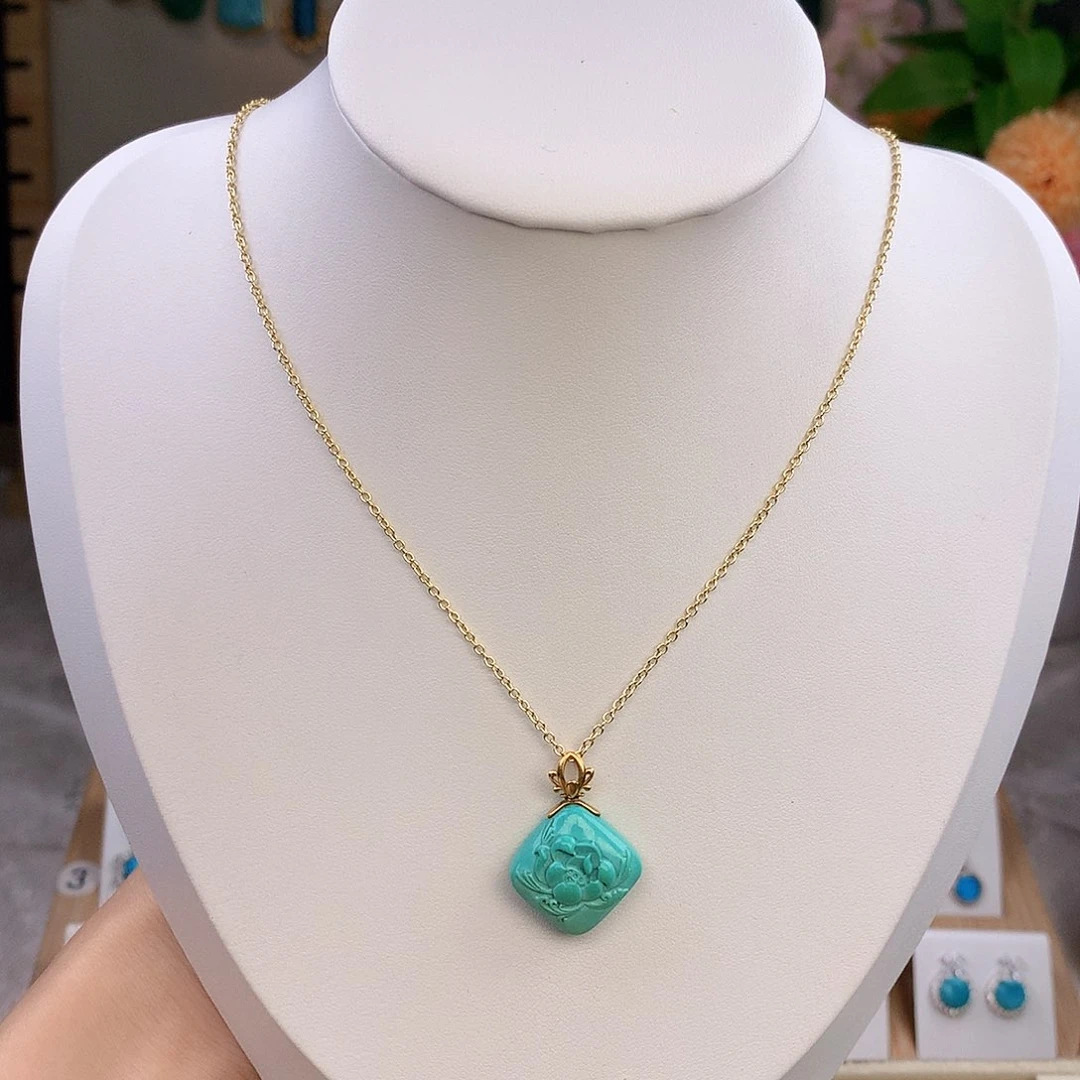 绿松石18K金镶嵌颈饰