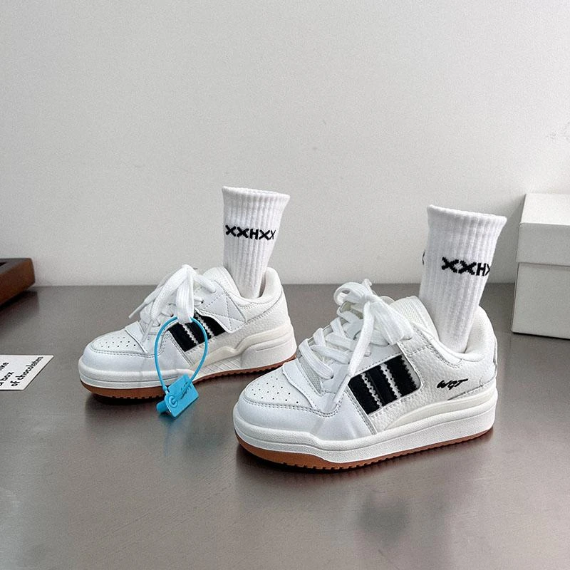 儿童板鞋2025春秋新款男女童时尚防滑小白鞋中大童鞋子韩版运动鞋