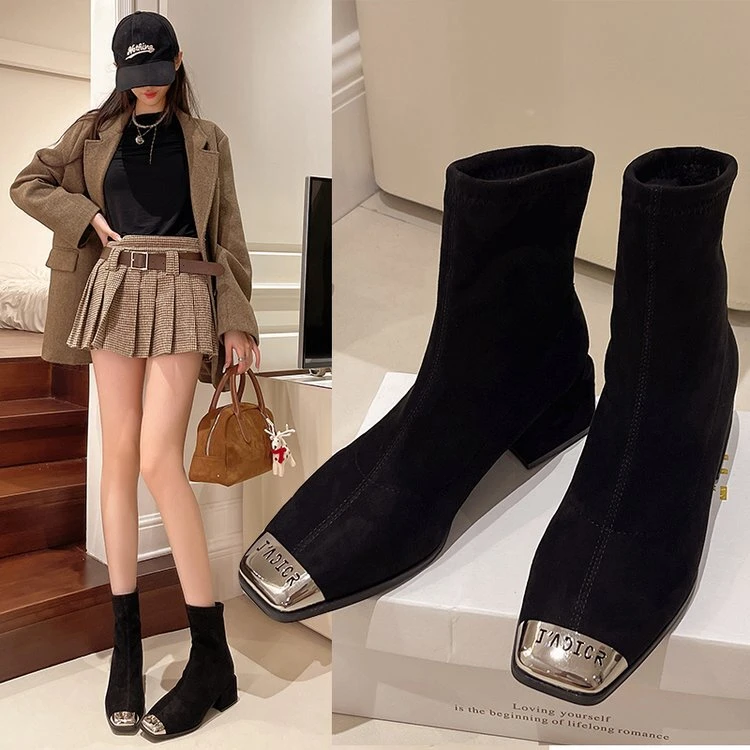 防踢头绒面短靴女2025秋季新款洋派粗跟金属方头中跟弹力瘦瘦袜靴